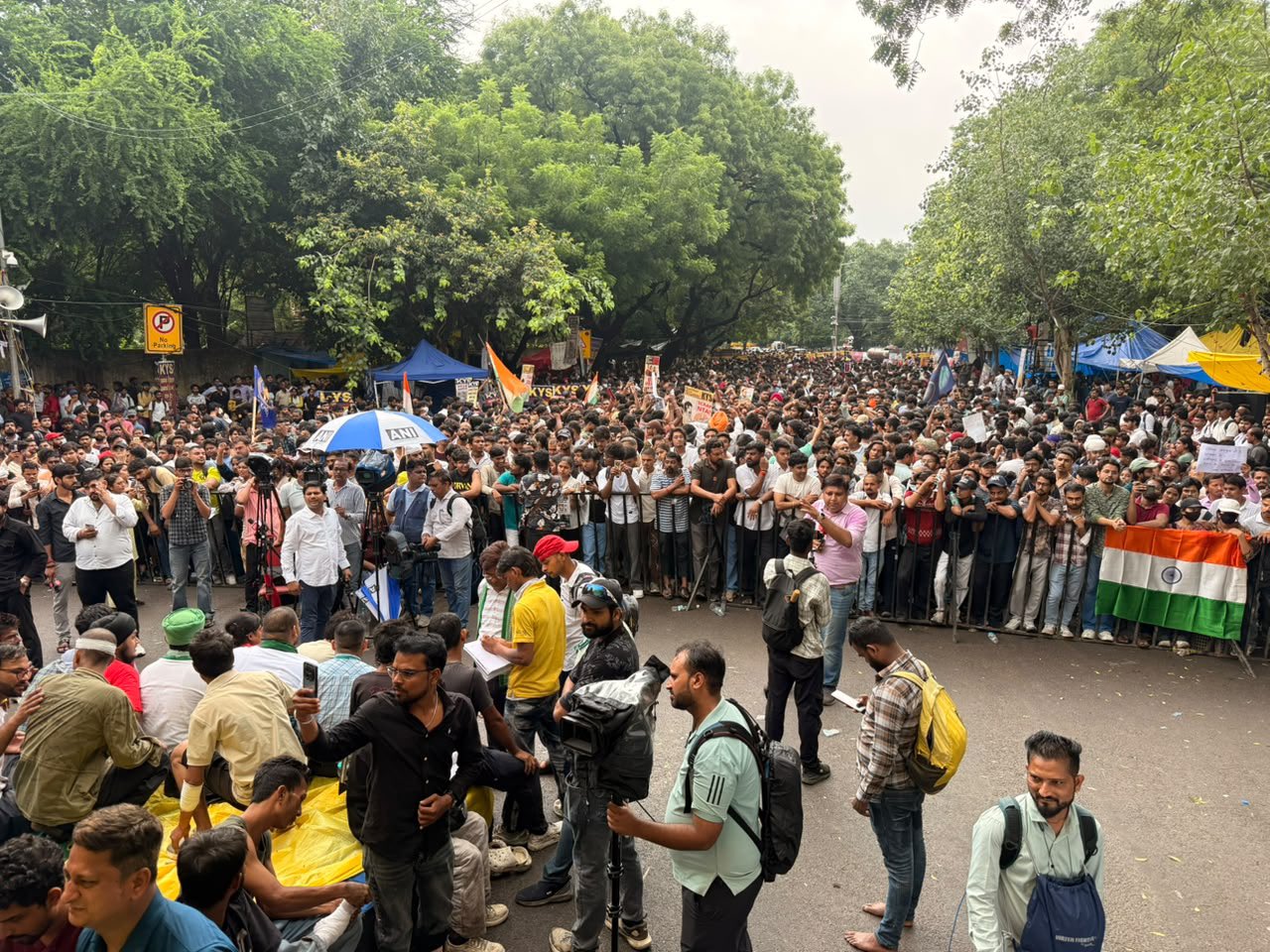 ভারতে ছাত্র আন্দোলনে মোদী সরকারকে চ্যালেঞ্জ