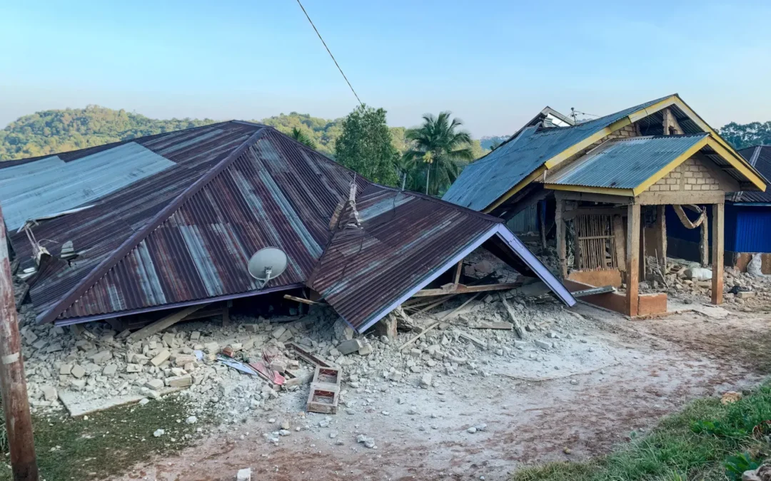 ইন্দোনেশিয়ায় ৭.৭ মাত্রার ভূমিকম্প, নিহত অন্তত ২০