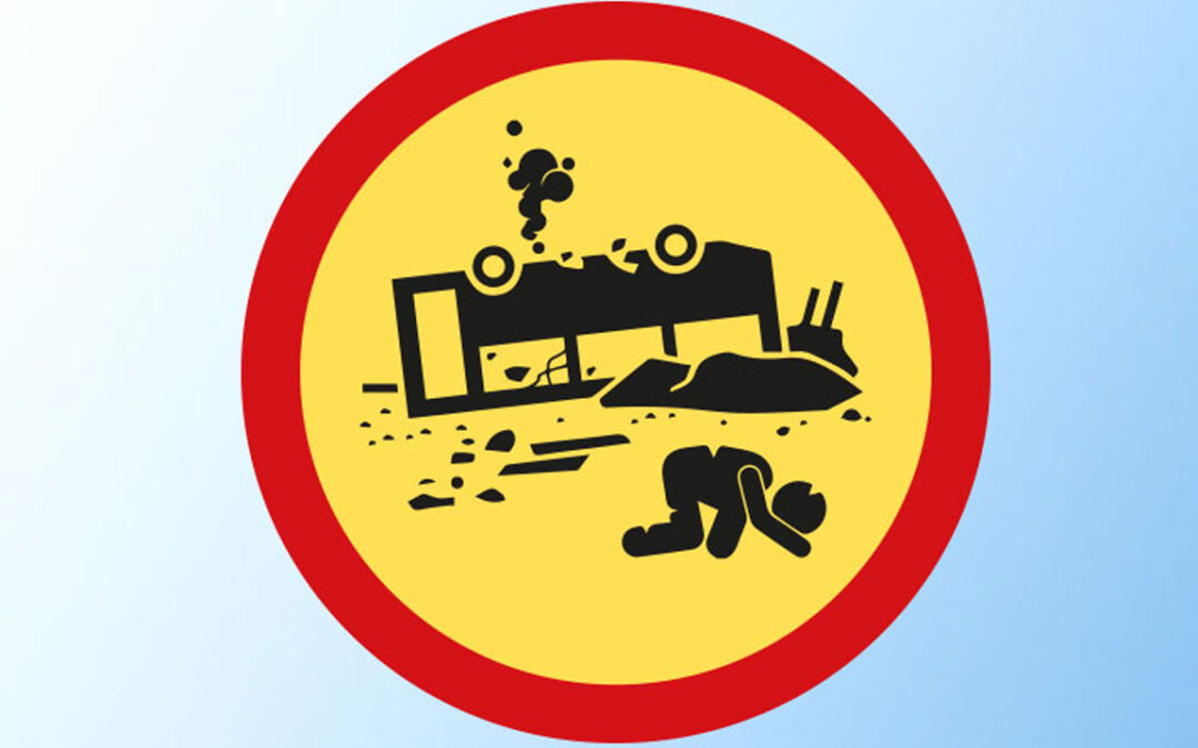 চট্টগ্রামে মাইক্রোবাস-কাভার্ডভ্যান সংঘর্ষ: নিহত ৪