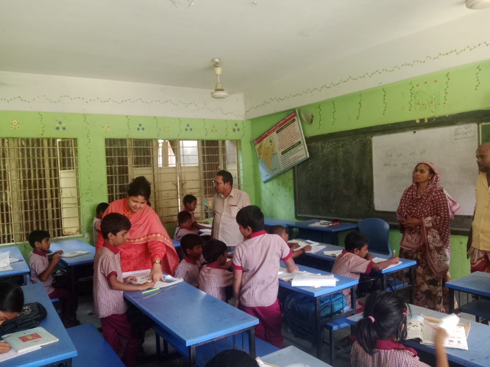 নরদহি সরকারি প্রাথমিক বিদ্যালয় পরিদর্শনে ইউএনও