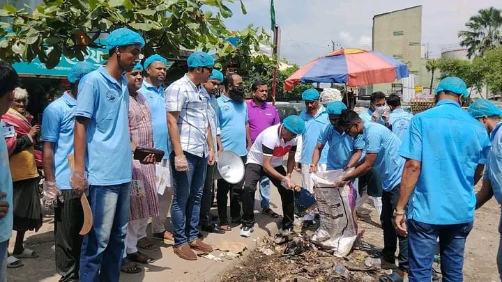 চট্টগ্রামে ডেঙ্গু প্রতিরোধে পরিচ্ছন্নতা অভিযান