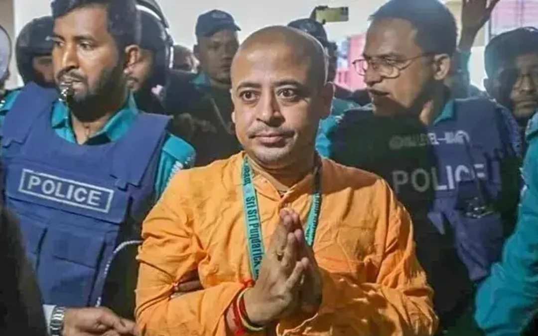 দুই মামলায় জামিন পেলেন চিন্ময় কৃষ্ণ দাস